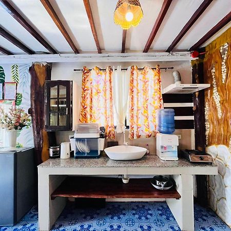 Burgos  Precious Homestay-Family Room מראה חיצוני תמונה