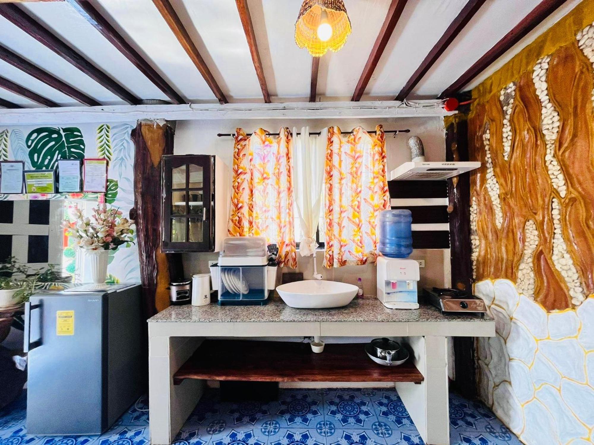 Burgos  Precious Homestay-Family Room מראה חיצוני תמונה