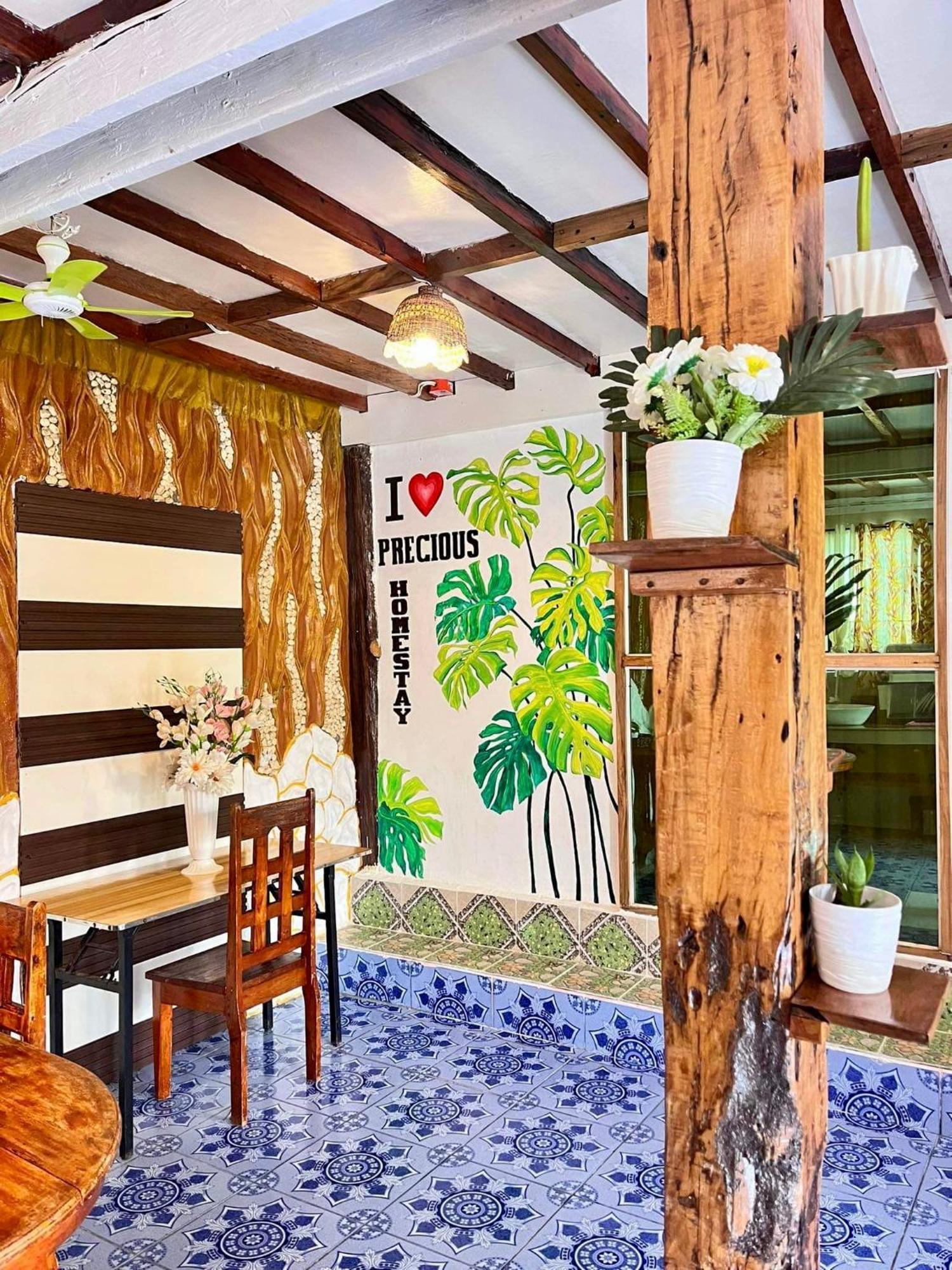 Burgos  Precious Homestay-Family Room מראה חיצוני תמונה