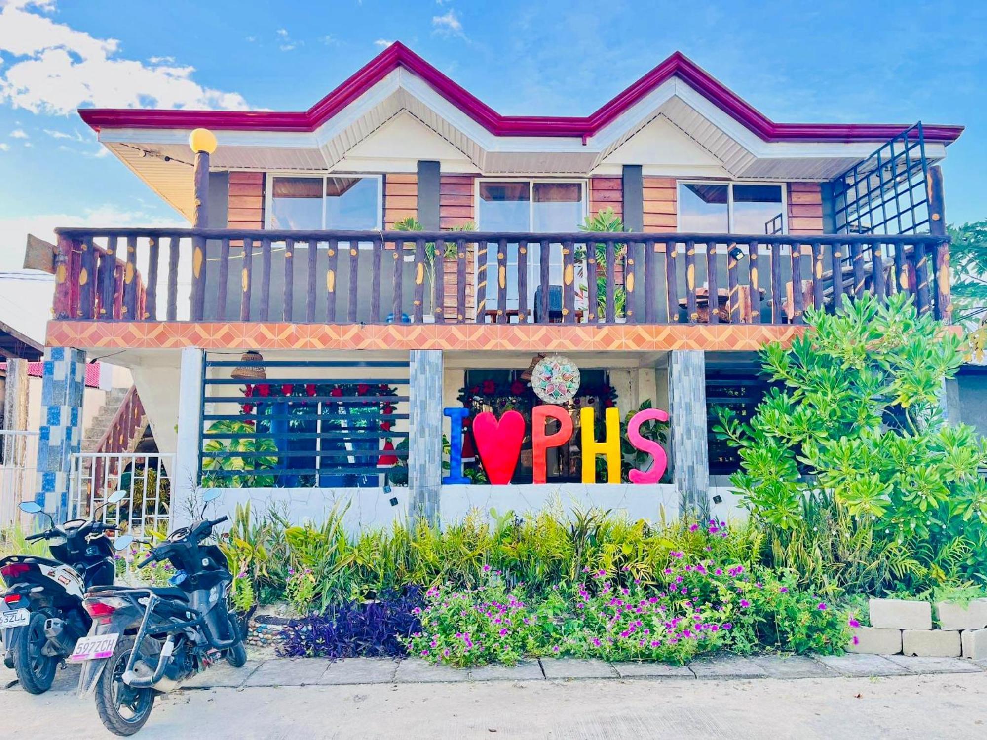 Burgos  Precious Homestay-Family Room מראה חיצוני תמונה